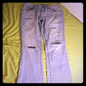*NWOT* distressed American Eagle skinny kick jeans